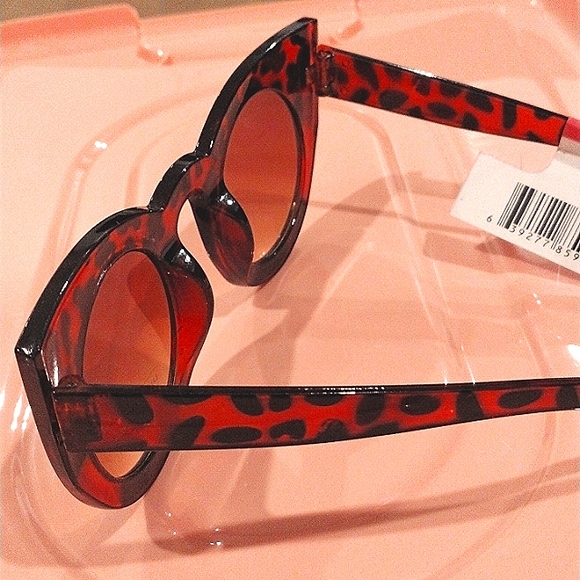 ROUND Cat Eye Leopard Print Frames Oversized Brown Sunglasses - Picture 11 of 16